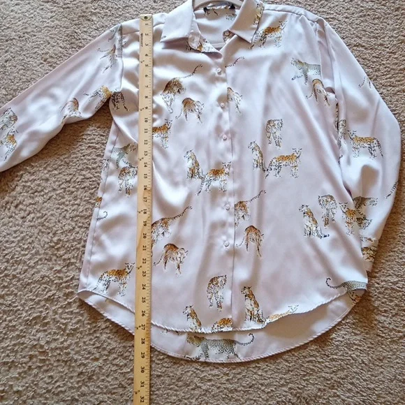 Zara button down animal leopard print long sleeves blouse top EUC - Picture 8 of 9